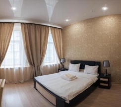 Номер с кроватью размера "queen-size" и гидромассажной ванной в Gloryvell