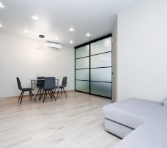 Апартаменты Clever House трехкомнатные Modern( ул. Щербаковский переулок,7) в ApartKazan у Кремля