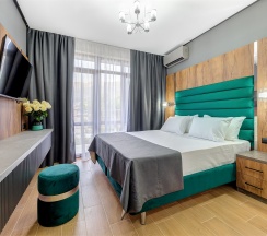 Комфорт 2х-местный коннект с балконом, вид на горы в Grand Premier