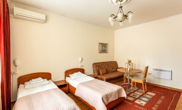 Двухместный эконом с раздельными кроватями в Nova