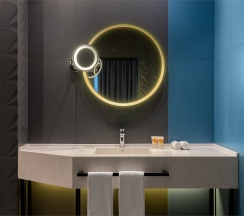 Номер люкс с 1 двуспальной кроватью и балконом в Hyatt Place Ekaterinburg