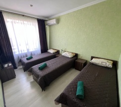 Двухместный номер Standard с 2 комнатами 2 отдельные кровати в Бархат