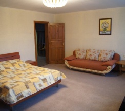 Коттедж с 3 комнатами в На Ивановском