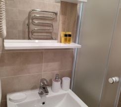 Номер стандарт с 1 двуспальной кроватью в Гостевой дом