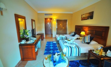 Трёхместный номер Deluxe с видом на море в Sea Beach Aqua Park Resort
