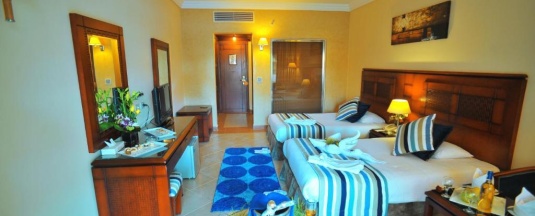 Трёхместный номер с видом на море в Sea Beach Aqua Park Resort