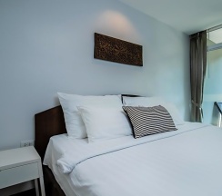 Номер Deluxe с красивым видом из окна в Kata Tranquil Villa