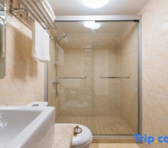 Двухместный номер Comfort двуспальная кровать в Holiday Inn Shanghai Dianhu (Zhujiajiao Scenic Area Ancient Town)