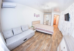 Апартаменты Огни Саратова на улице имени И.В. Мичурина 18/68 в Саратове