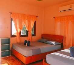 Бунгало Standard с балконом и с видом на сад в J.B.Hut Bungalows