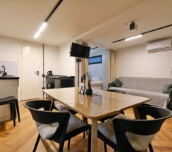Box House в Дом Слон