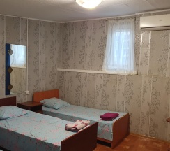 3-местный номер эконом (мансарда) в В гостях у Светланы