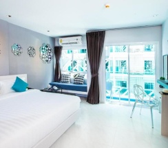 Двухместный номер Deluxe двуспальная кровать в The Crib Patong