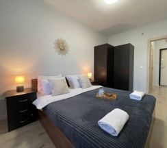 180, Евро-двухкомнатные апартаменты в ЖК "LIKE" (Метро Площадь Мужества, 10 минут пешком) в Rauktis apartments