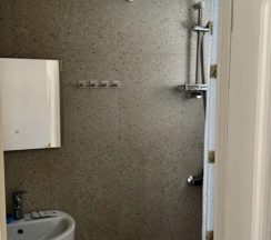 Трёхместный номер Economy с балконом в Maryslav