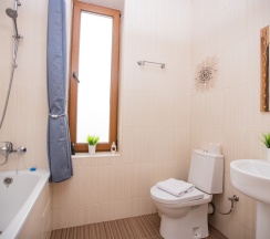 Стандарт 3-местный с двуспальной кроватью и балконом в Джульетта