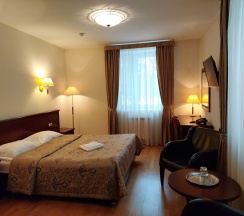 Двухместный номер Comfort двуспальная кровать в Кочубей центр