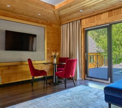 Вилла дуплекс апартаменты с бассейном в Маральник Altai Palace