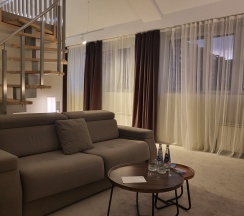 Дуплекс (Двухэтажный номер) в Brut hotel