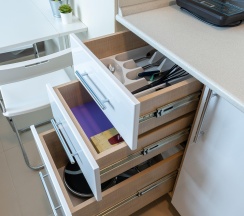 1-комнатные апартаменты эконом с 1 двуспальной кроватью (без окна) в Prim Rooms Apt Apartments (Прим Румс Апт Апартментс)