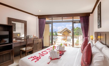 Четырёхместный номер Deluxe 2 отдельные кровати в Club Bamboo Boutique Patong Beach Resort