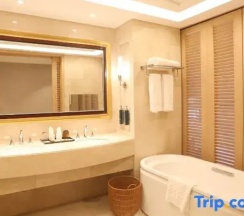 Двухместный номер Premium (2 отдельные кровати) в Tangla Hotel Sanya