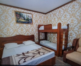 Пятиместный семейный номер Standard в Корона