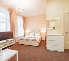 Комфорт с двуспальной кроватью в Горький