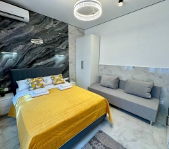 2-комнатные апартаменты улучшенные в Sun City Apartment (Сан Сити Апартмент) на улице Кубанская
