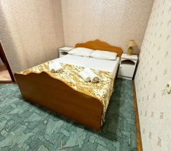 Апартаменты с 3 комнатами в Славный дом