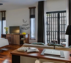 Двухместный номер Deluxe Kingfisher двуспальная кровать в The Aviary Hotel