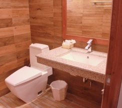 Двухместное бунгало рядом с пляжем двуспальная кровать в Kaibae Beach Resort