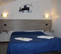 Двухместный номер Economy двуспальная кровать в Hotel Adelchi
