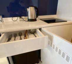 Трёхместный номер Standard с балконом и с видом на море в Апарт-отель MyGeorgia LLC Orbi City