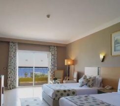 Двухместный номер Regal двуспальная кровать в Regina Resort and Aqua Park Hurghada