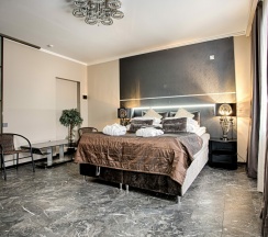 HOTEL 19 в Exclusive Hotel&Apartments