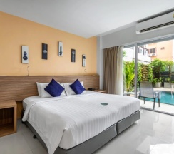 Двухместное Pent Pool двуспальная кровать в The Lantern Resorts Patong