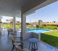 Люкс Posh Club Royal в Sunrise Crystal Bay Resort