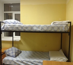 Кровать в общем номере в Очаг