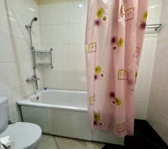 Трехместный номер в Express