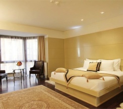 Двухместный люкс Presidential двуспальная кровать в The Dostyk Hotel