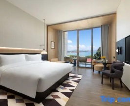 Двухместный номер Standard с видом на океан (двуспальная кровать) в voco Sanya Dadonghai By IHG