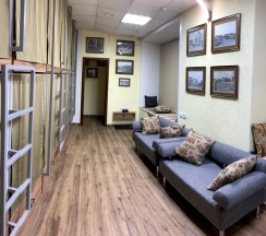 Кровать в общем номере (мужской номер) (общая ванная комната) в Новониколаевск
