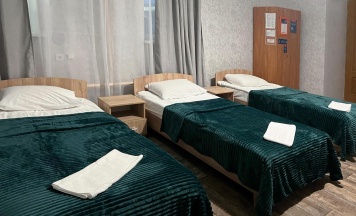 Кровать в 4-местном общем номере в Smart Hotel KDO Курск
