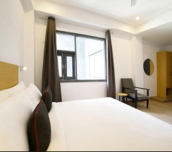 Номер Deluxe в Hotel Mavens Orange Gurgaon