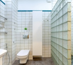 Апартаменты с балконом и с красивым видом из окна в RentPlaza