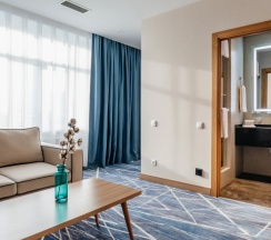 Двухместные апартаменты двуспальная кровать в Ramada by Wyndham