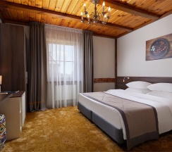 Номер Стандарт с двумя кроватями корпус "Усадьба" в Горячие ключи