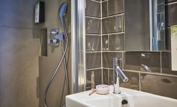 Двухместный номер двуспальная кровать в CAMPANILE PARIS 12 - Bercy Village