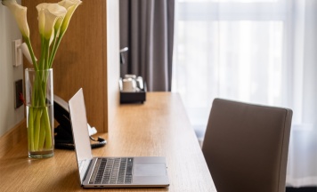 Комфорт с 1 двуспальной кроватью в Farfour Inn&Suite
